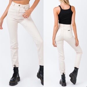 Rolla’s NWT Duster High Rise Original Straight Jean Sz 26 in Comfort Salt